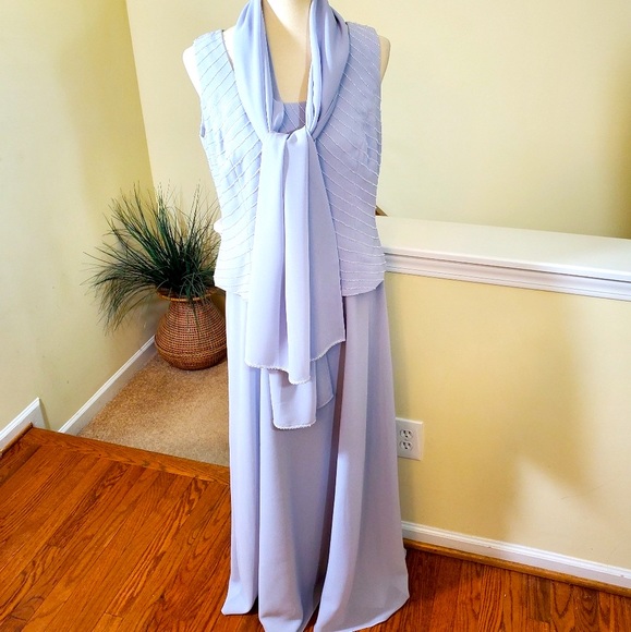 Karen Miller Embellished Formal Dress - Picture 9 of 16